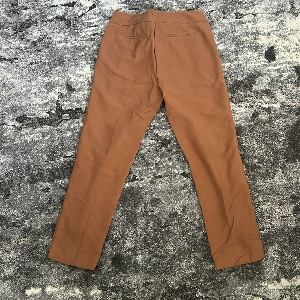 Liz Claiborne Women’s Size 6 Classic Light Brown Dress Pants